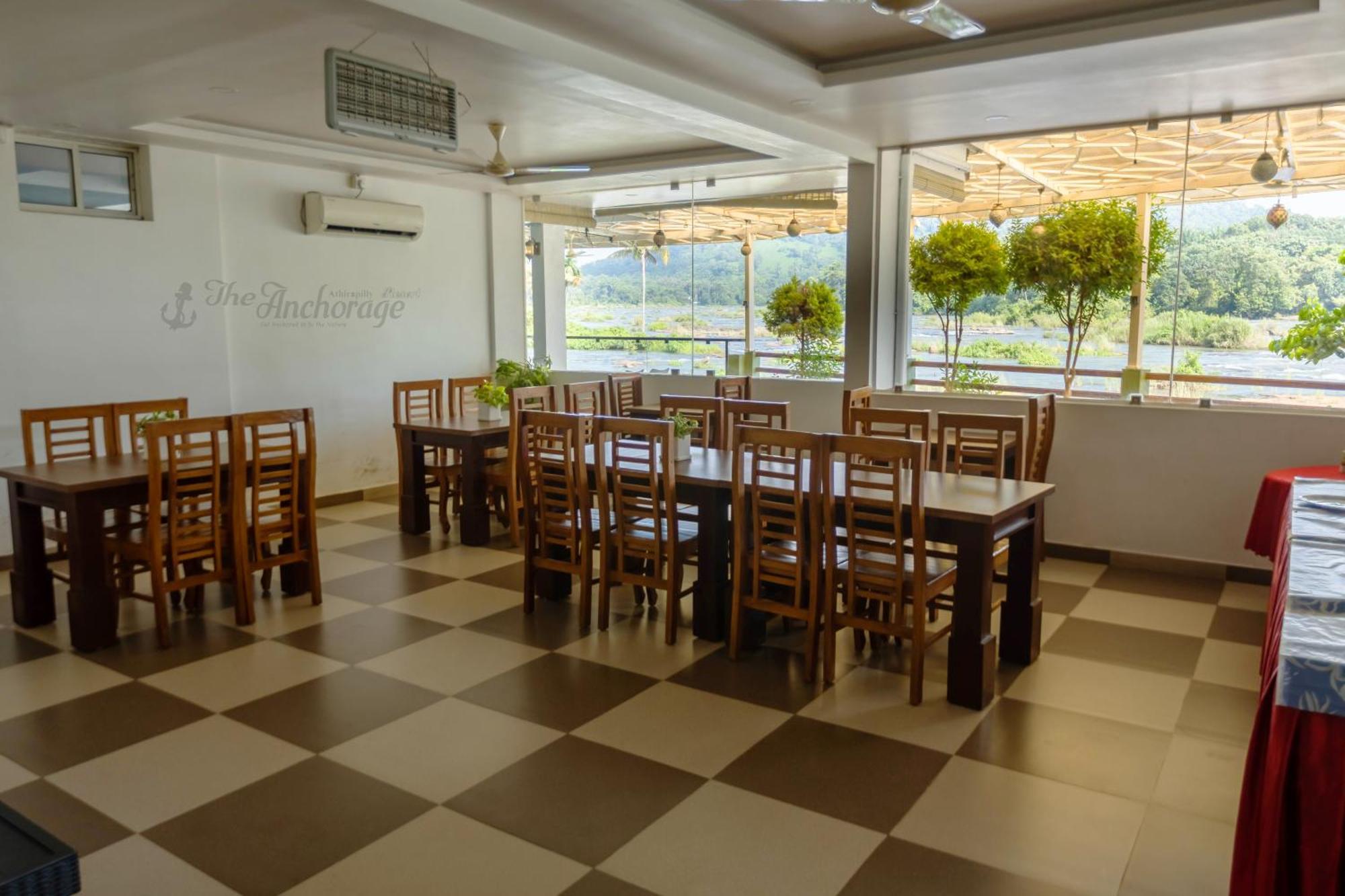 The Anchorage Athirapilly Resort Athirappilly Exterior foto