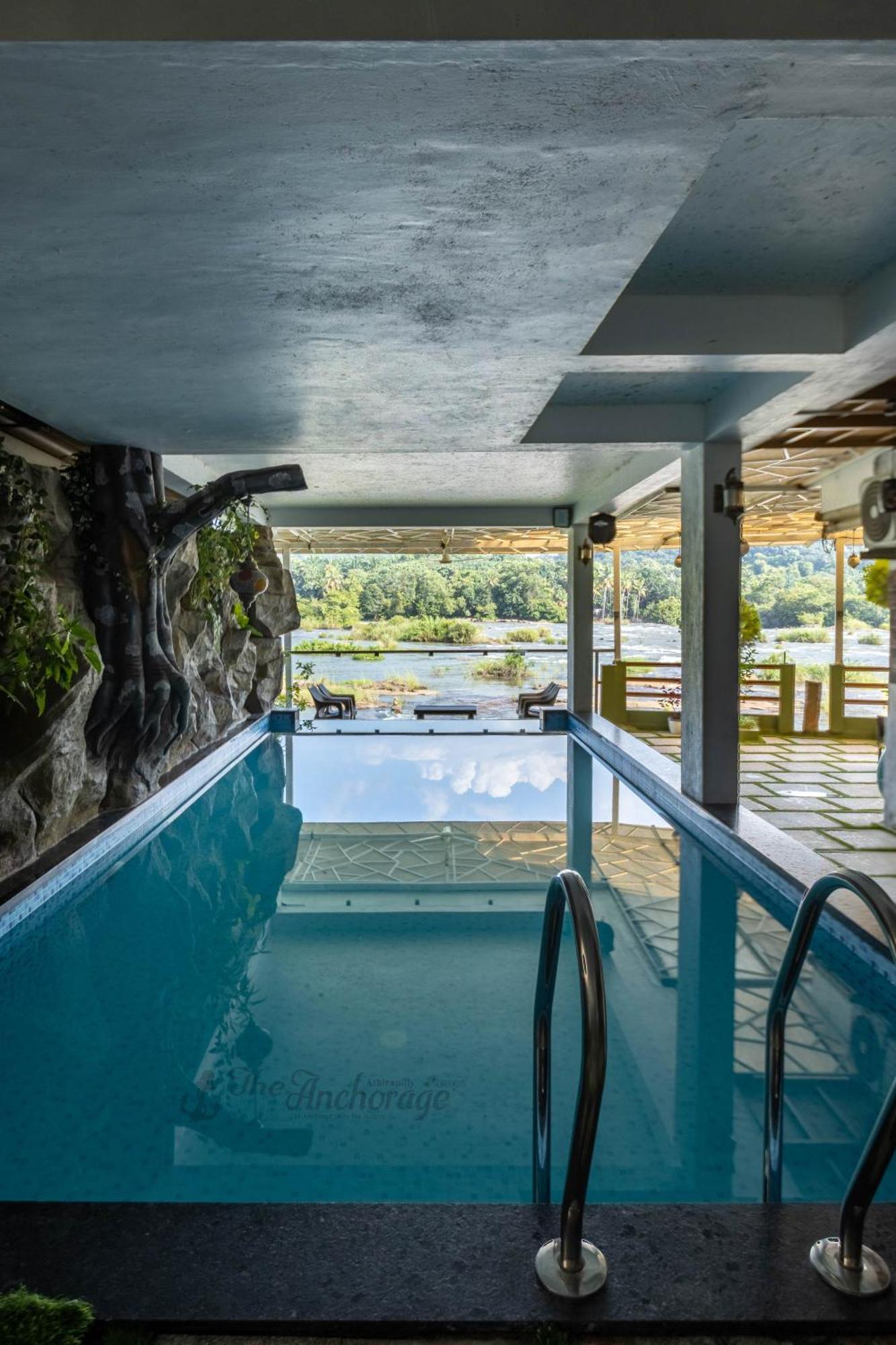 The Anchorage Athirapilly Resort Athirappilly Exterior foto