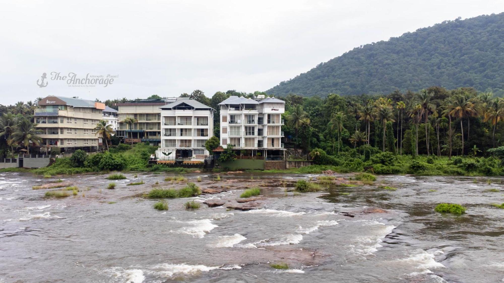 The Anchorage Athirapilly Resort Athirappilly Exterior foto
